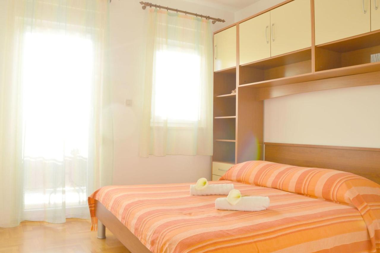 Apartment Riva Sea View Umag Bilik gambar